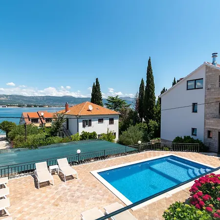 Maca & With Heated Pool Near 50m