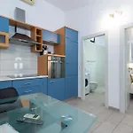 Maca & With Heated Pool Near 50m Apartment