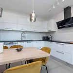 Maca & With Heated Pool Near 50m Trogir