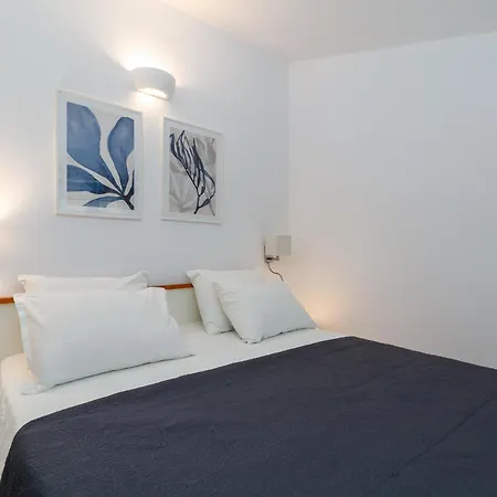 Maca & With Heated Pool Near 50m *