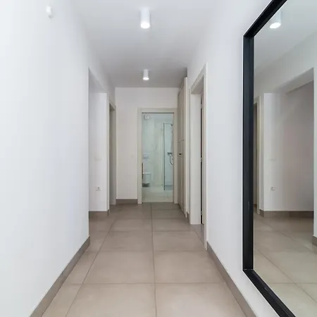 Maca & With Heated Pool Near 50m Trogir