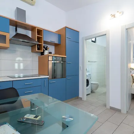 Maca & With Heated Pool Near 50m Daire