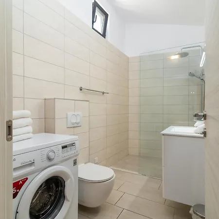 Maca & With Heated Pool Near 50m