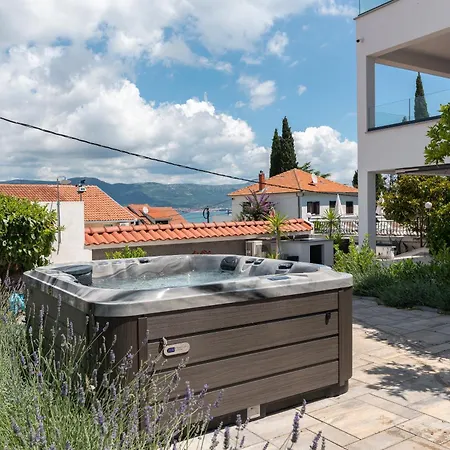 Maca & With Heated Pool Near 50m