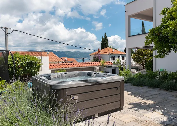Maca & With Heated Pool Near 50m