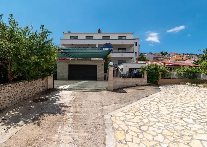 Apartment Maca & Trogir